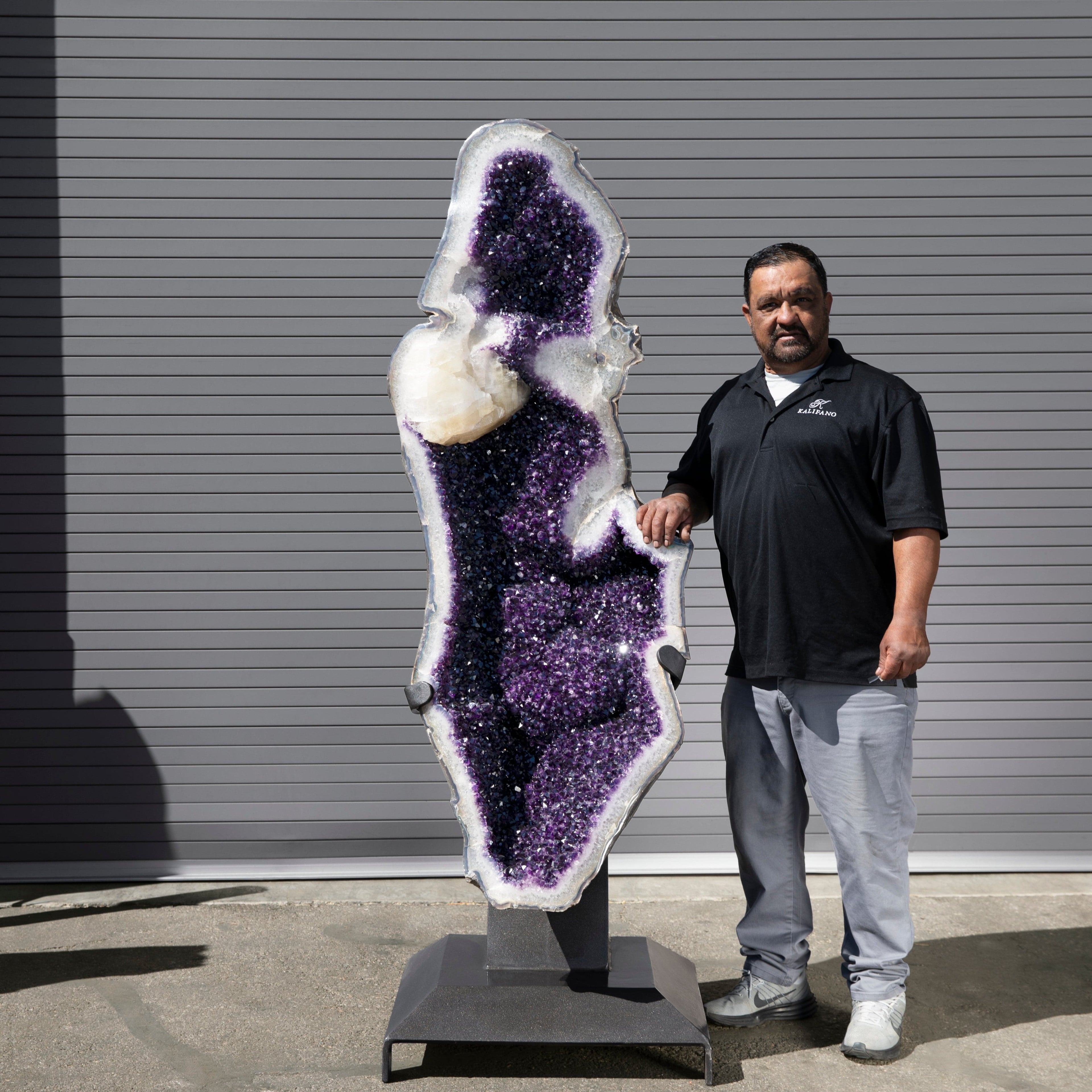 Kalifano Amethyst Amethyst Geode on Custom Stand from Uruguay - 77 in / 1,012 lbs UAG250000.002