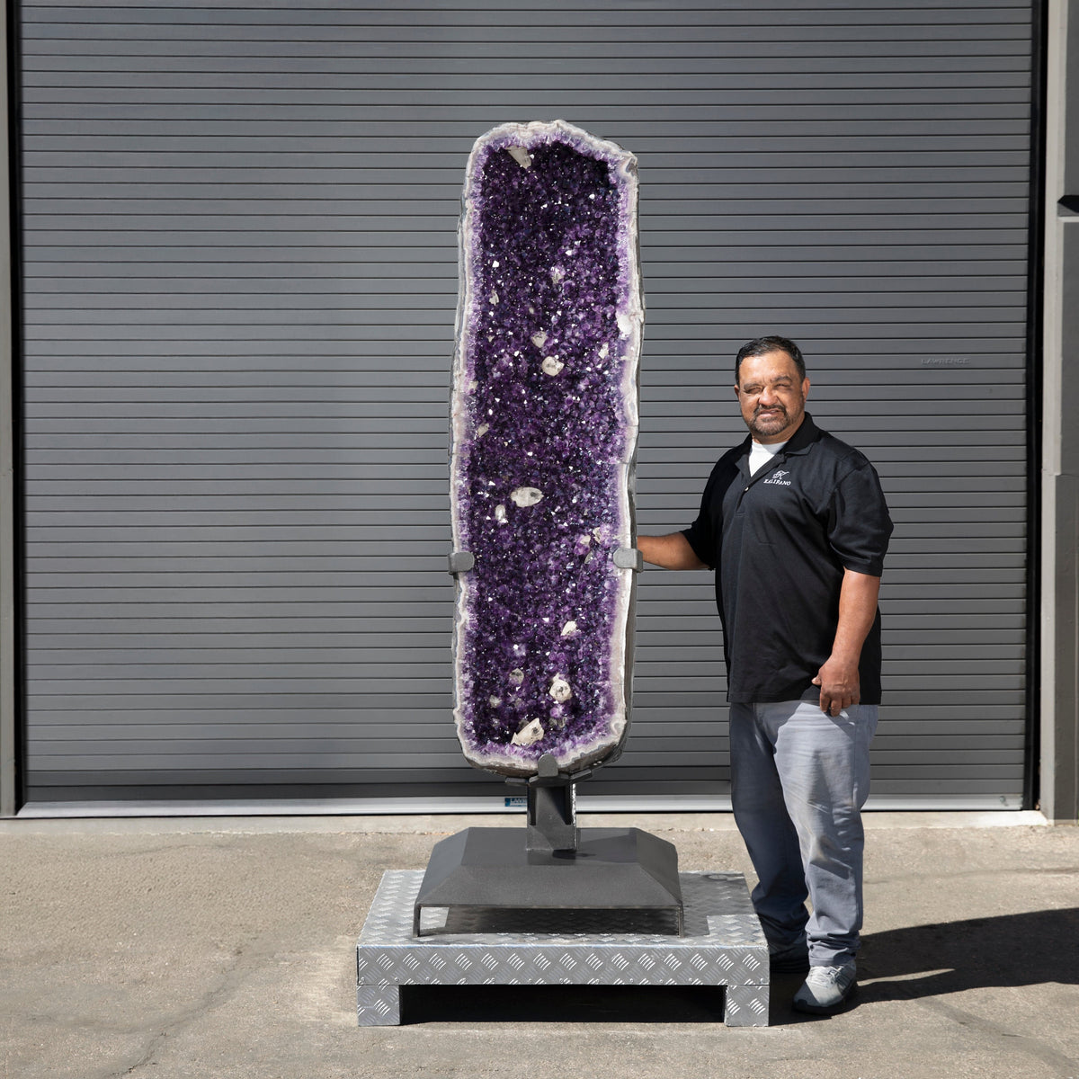 Kalifano Amethyst Amethyst Geode on Custom Stand from Uruguay - 81 in / 895 lbs UAG250000.001