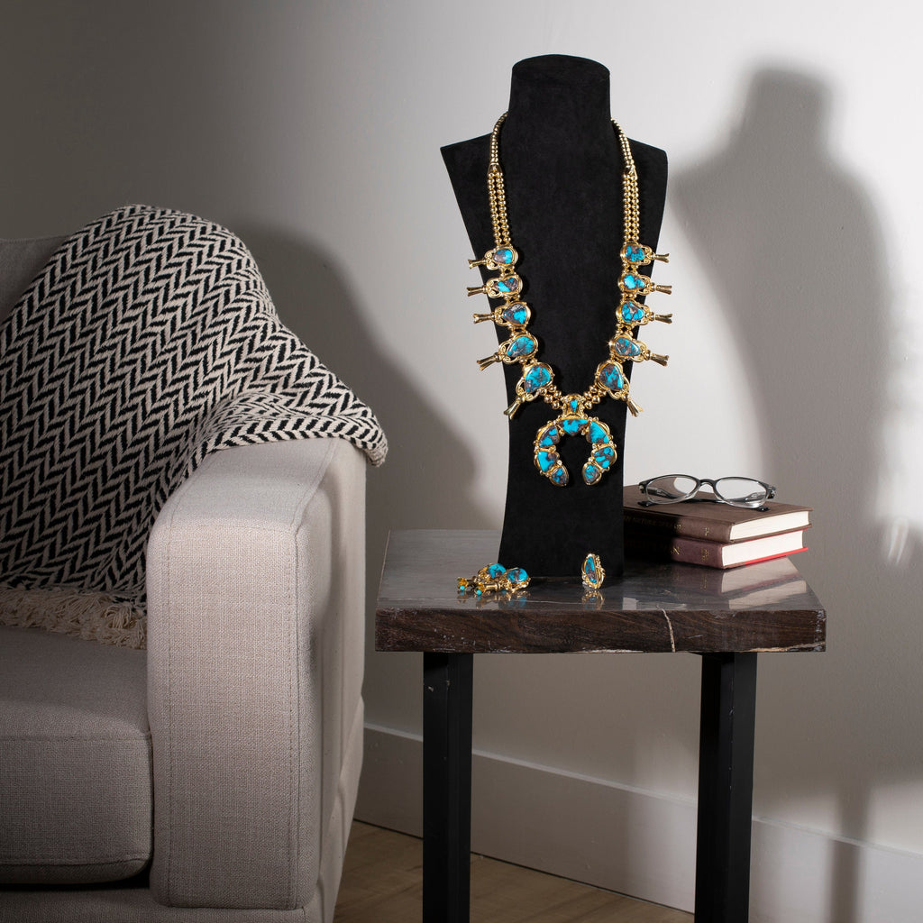 KALIFANO Native American Jewelry Mona Van Riper Bisbee Turquoise Squash Blossom Set with 22 oz 18k Gold & VVS Diamonds NA-MVP