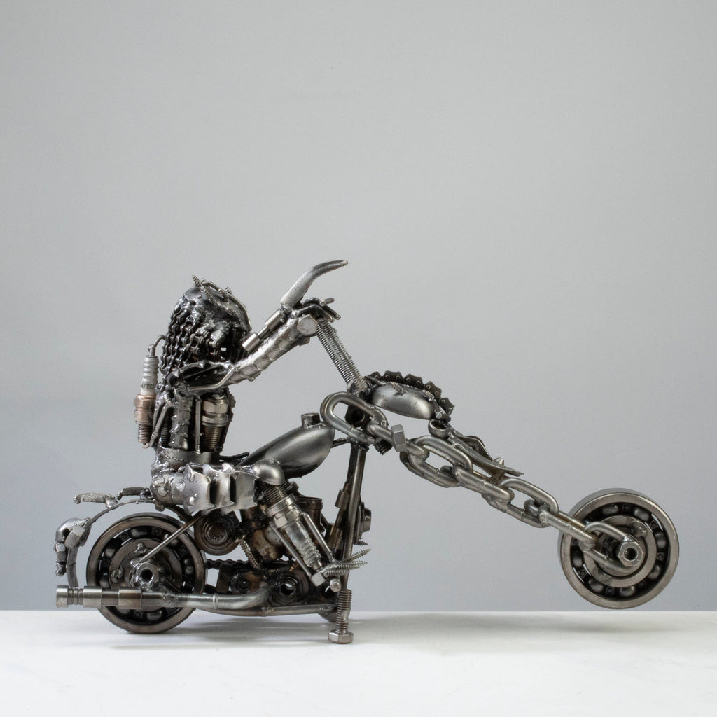 Kalifano Recycled Metal Art 14" Predator riding Motorcycle Inspired Recycled Metal Sculpture RMS-PMC1600-S