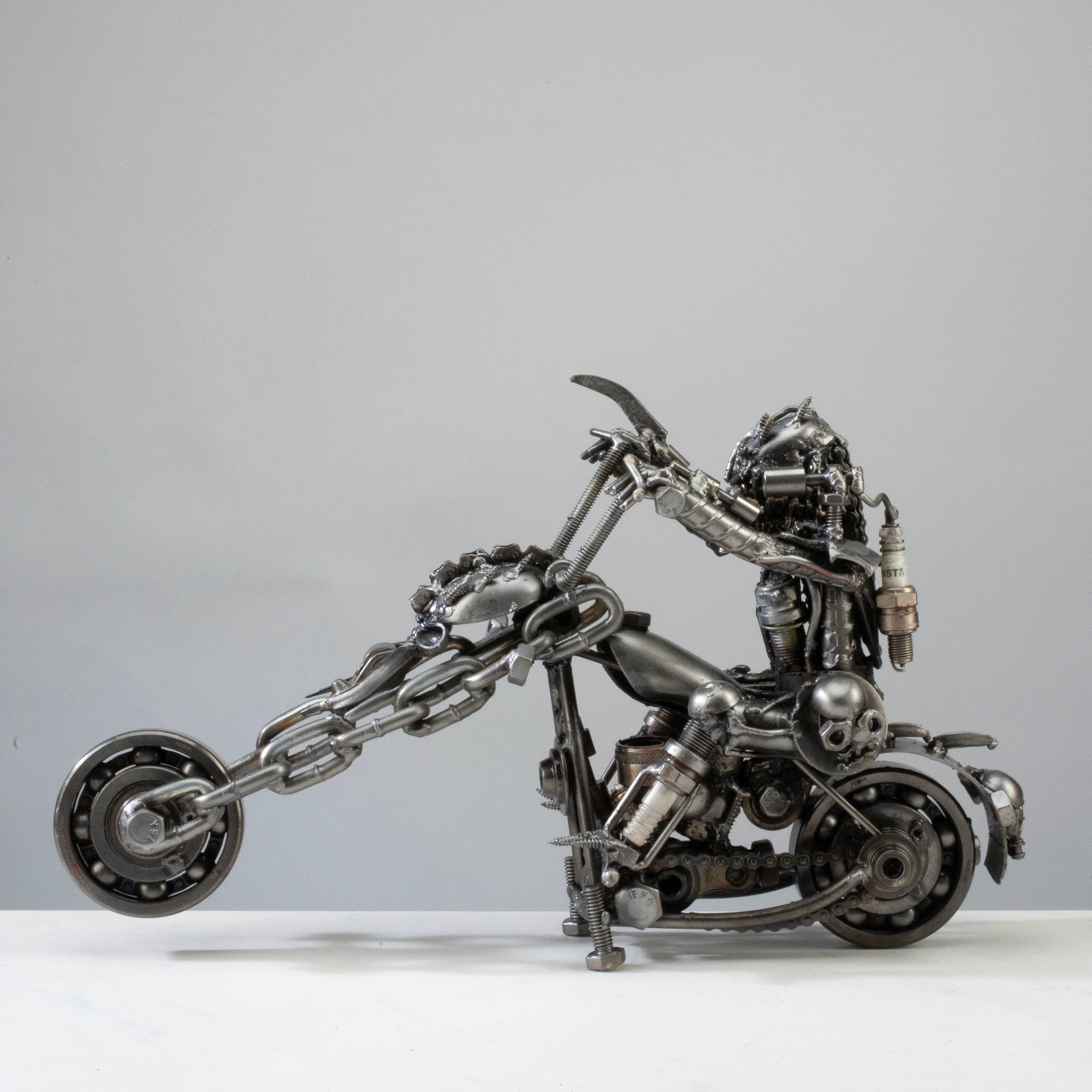 Kalifano Recycled Metal Art 14" Predator riding Motorcycle Inspired Recycled Metal Sculpture RMS-PMC1600-S