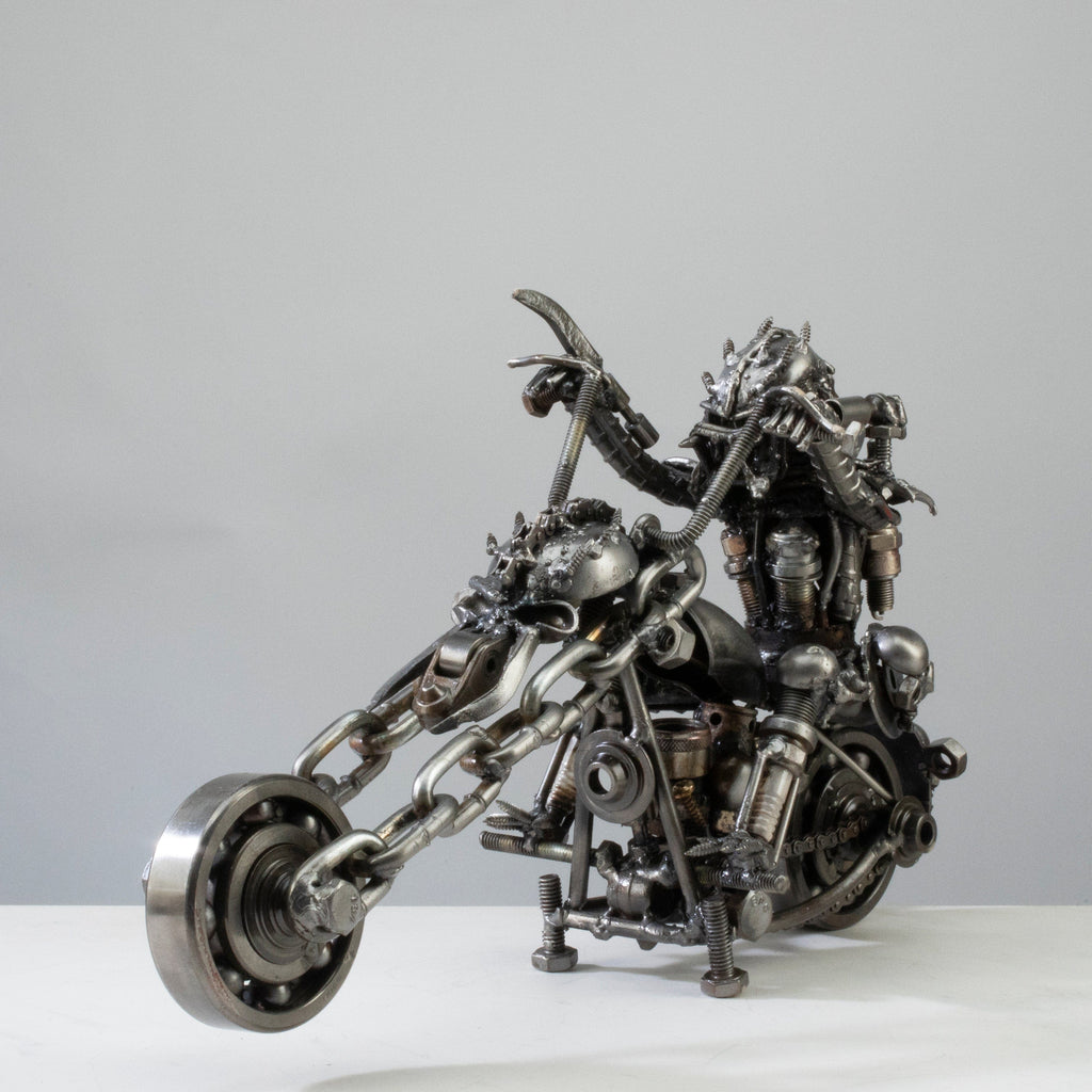 Kalifano Recycled Metal Art 14" Predator riding Motorcycle Inspired Recycled Metal Sculpture RMS-PMC1600-S